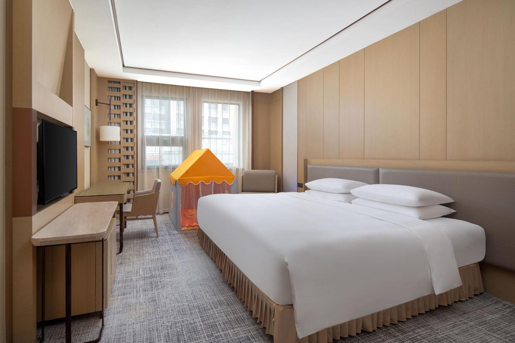 Courtyard By Marriott Shanghai International Tourism And Resorts Zone Exterior photo